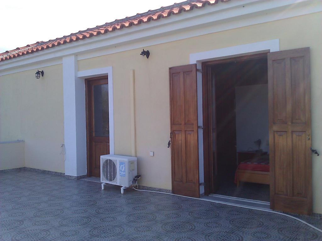 Lela Kaptani Eftalou Olive Grove Mithymna Exteriör bild